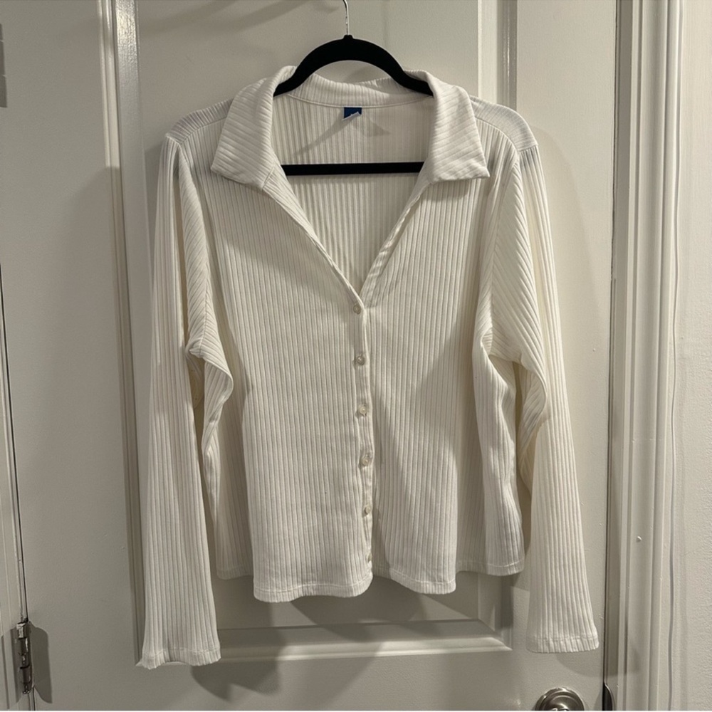 Old Navy Slim Ribbed Button Down Top in Sea Salt Cream